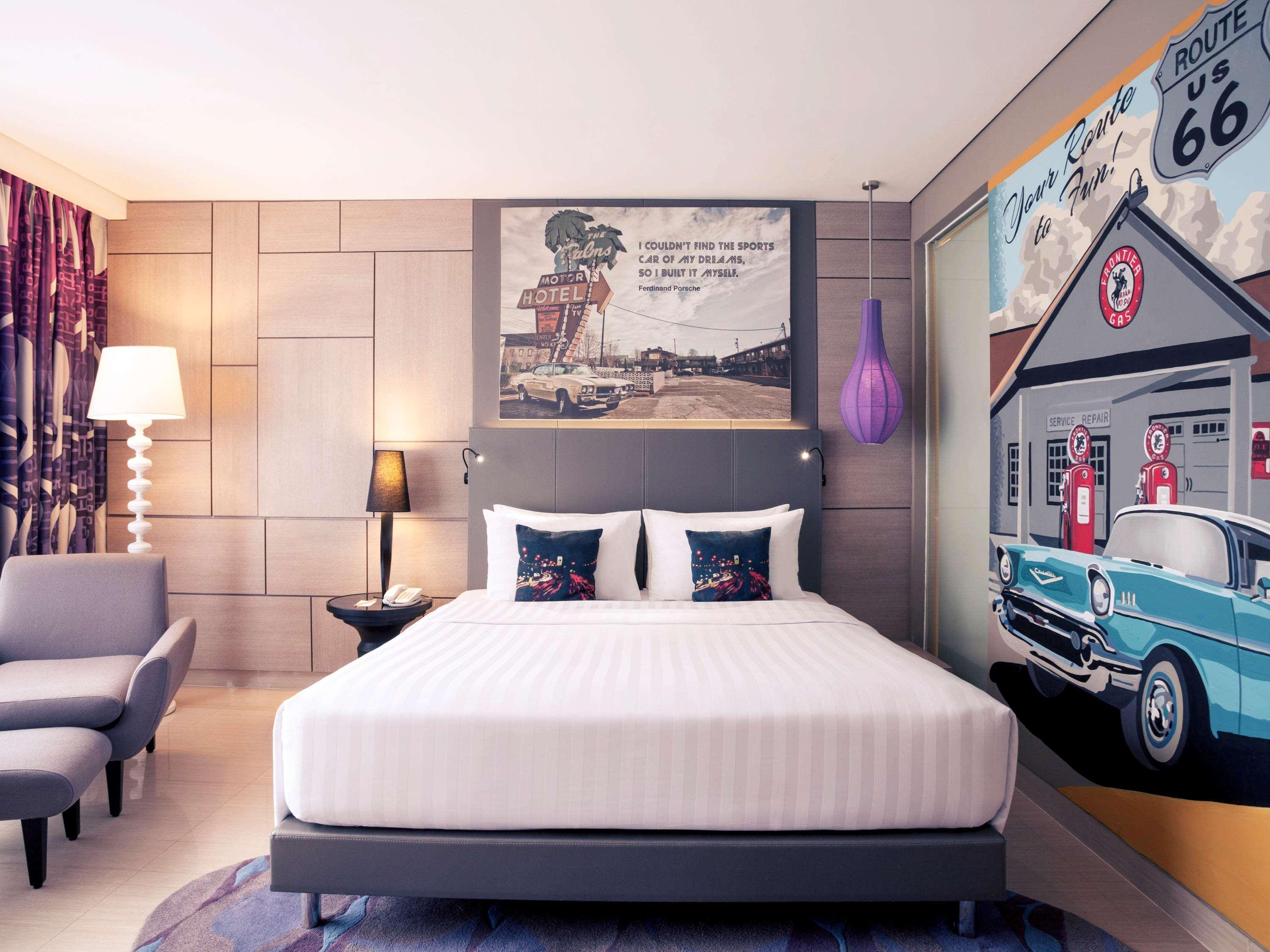 Mercure Jakarta Sabang Exterior photo