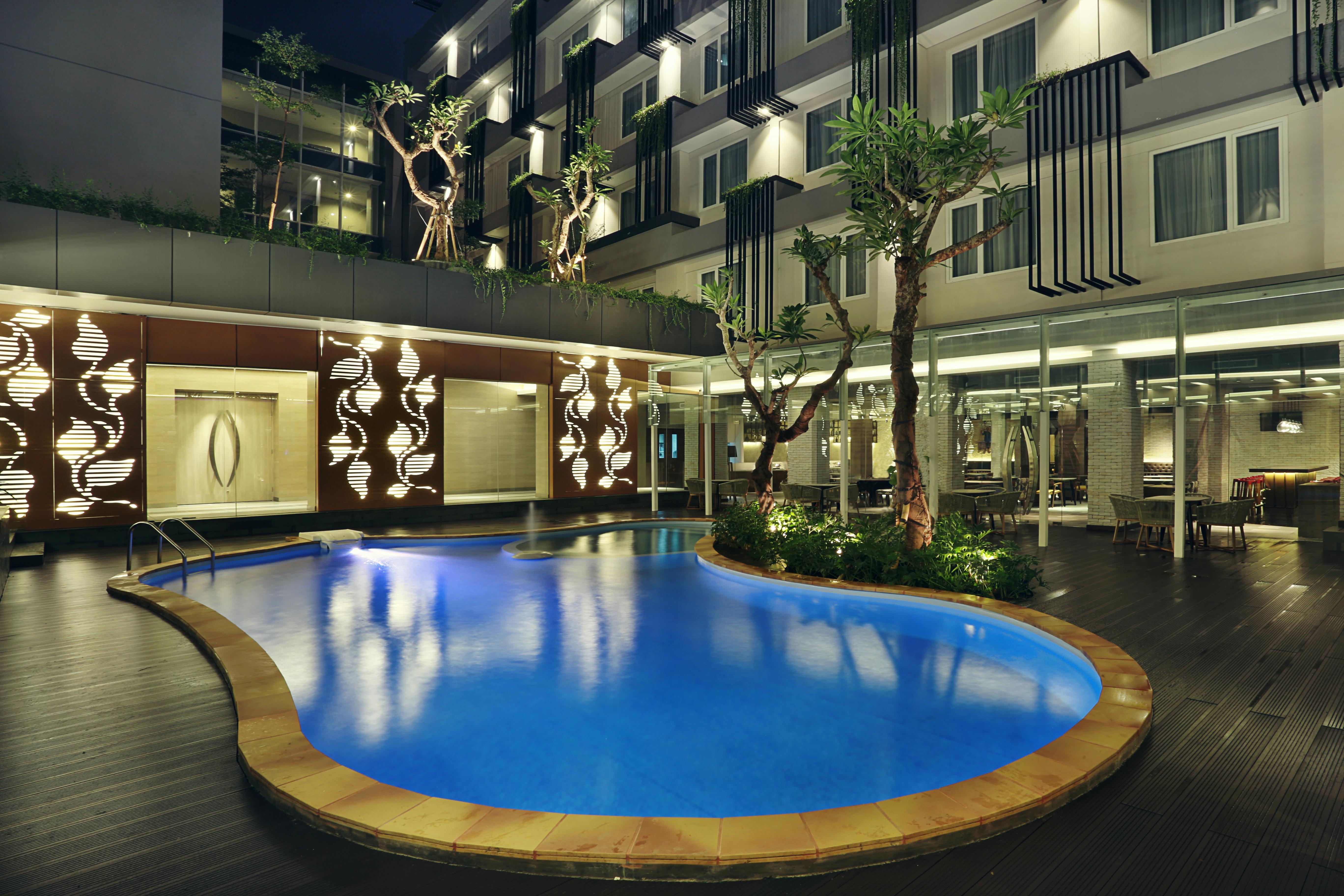 Mercure Jakarta Sabang Exterior photo