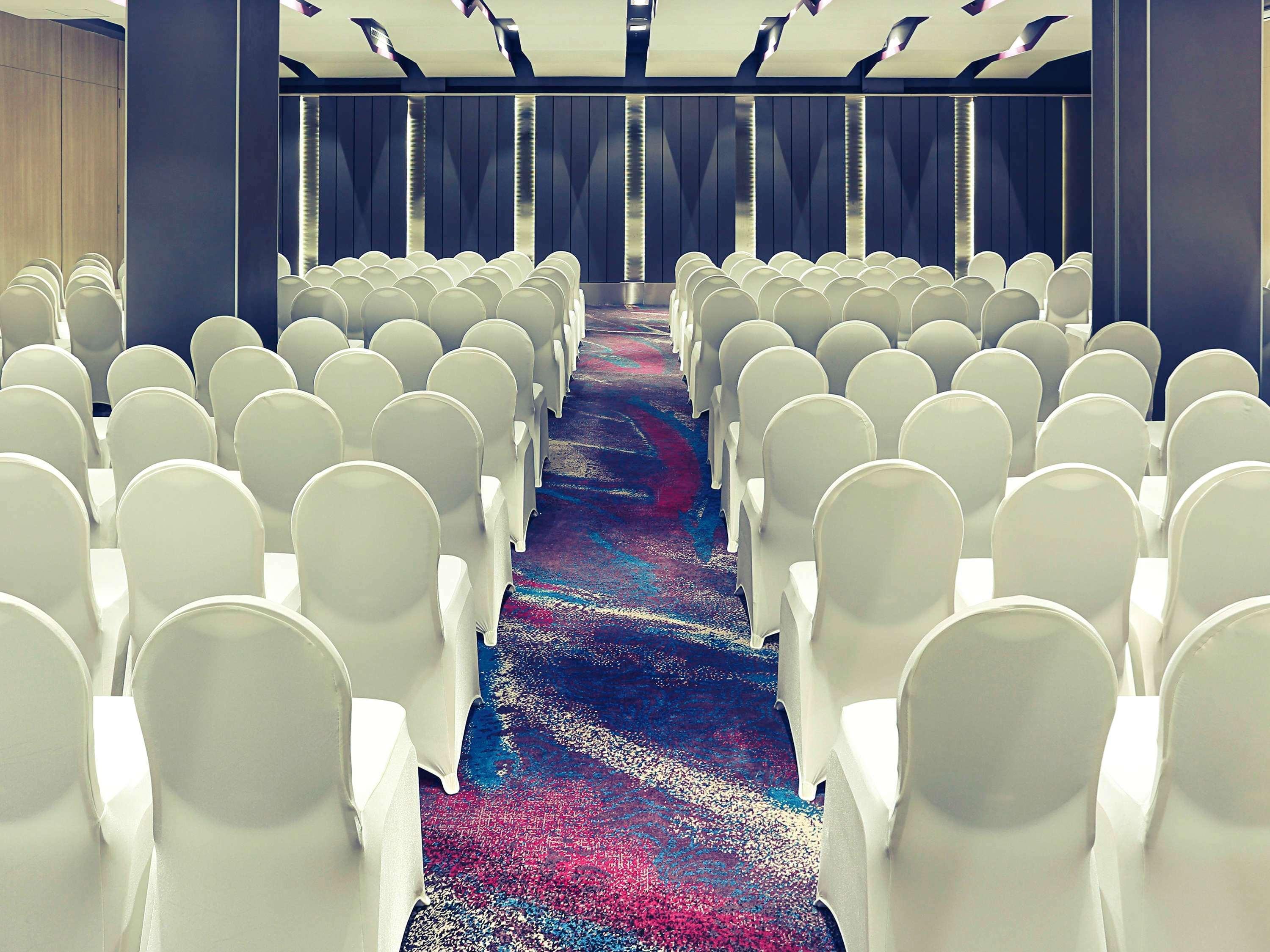 Mercure Jakarta Sabang Exterior photo