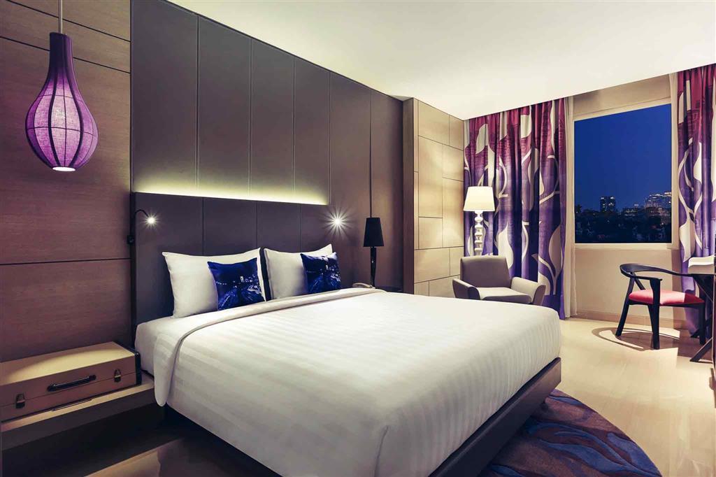 Mercure Jakarta Sabang Exterior photo
