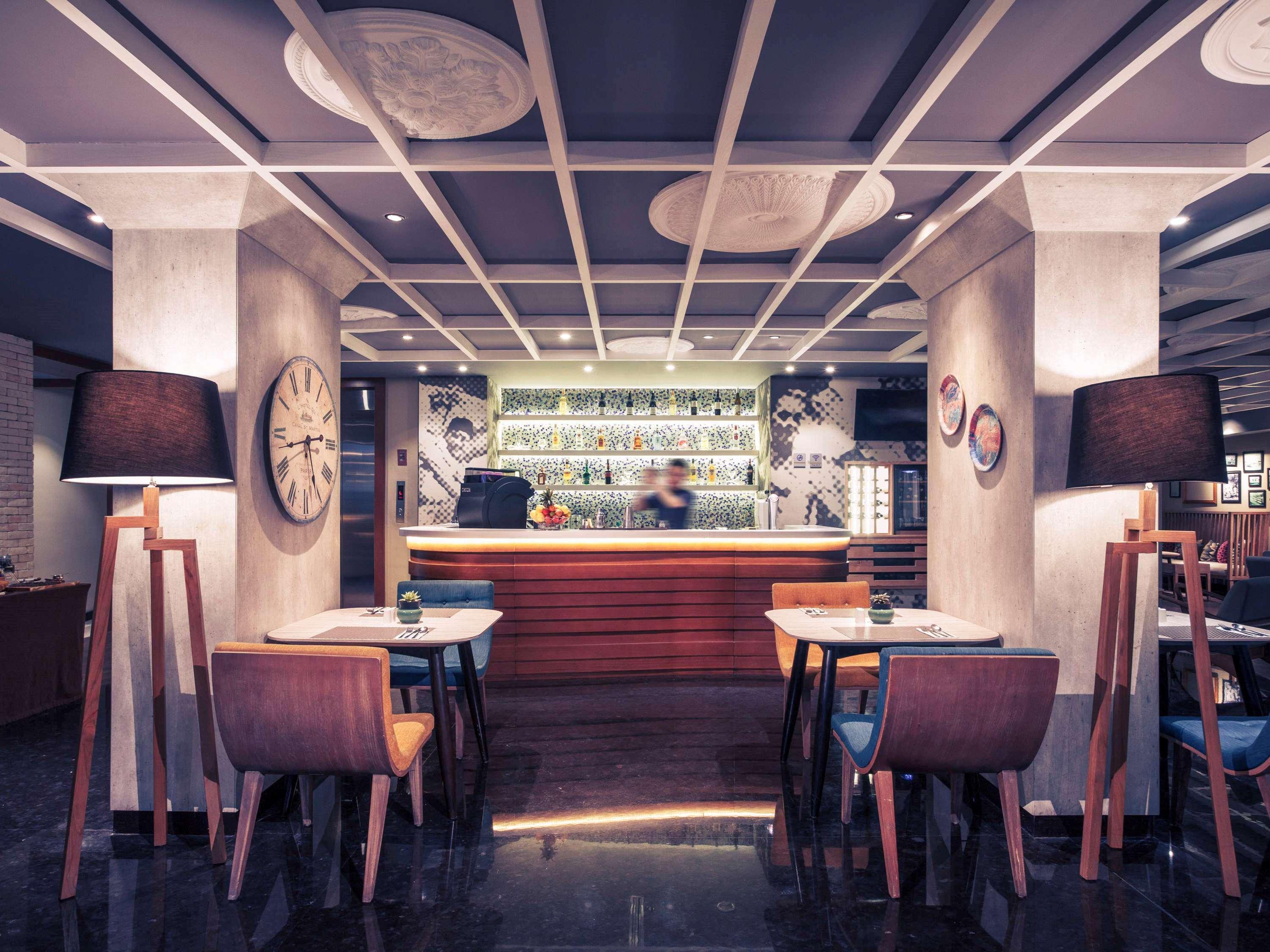 Mercure Jakarta Sabang Exterior photo