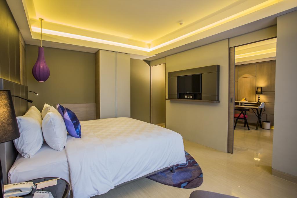 Mercure Jakarta Sabang Exterior photo