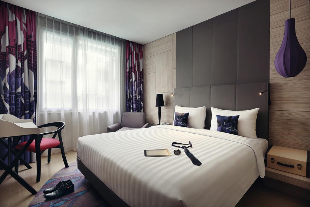 Mercure Jakarta Sabang Exterior photo
